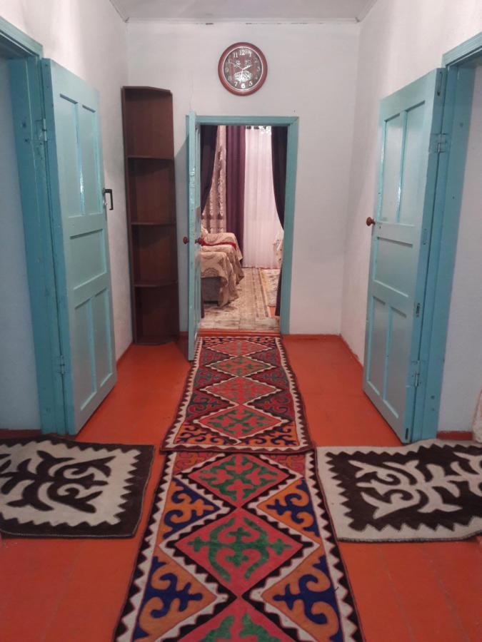 Kyzart Guesthouse Bagysh ภายนอก รูปภาพ