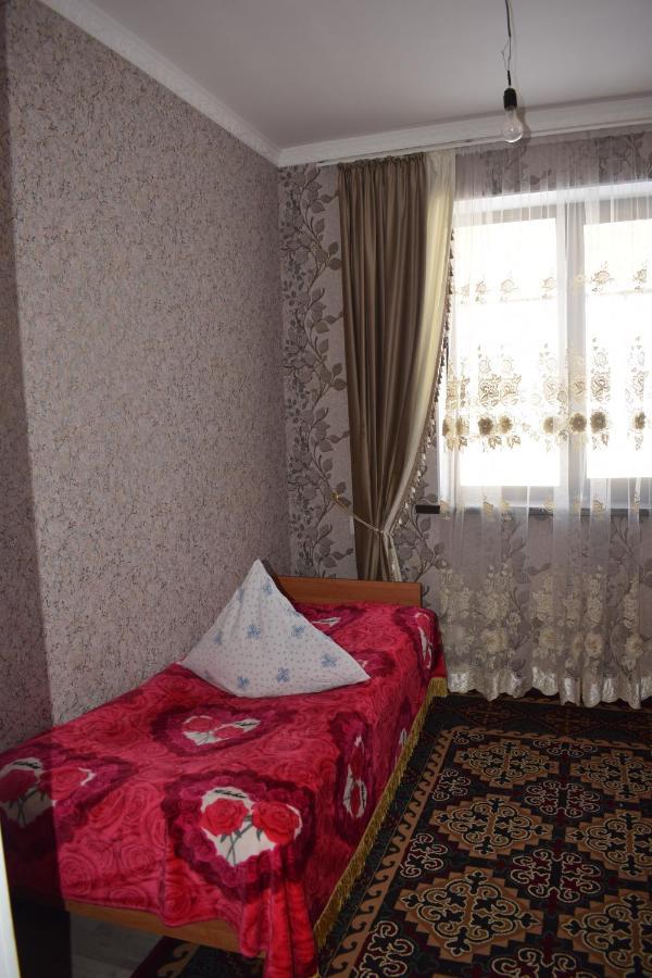 Kyzart Guesthouse Bagysh ภายนอก รูปภาพ